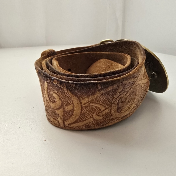 Rare Vintage Cadillac Heritage Buckle Brown Leather Belt Y2K - Picture 4 of 16